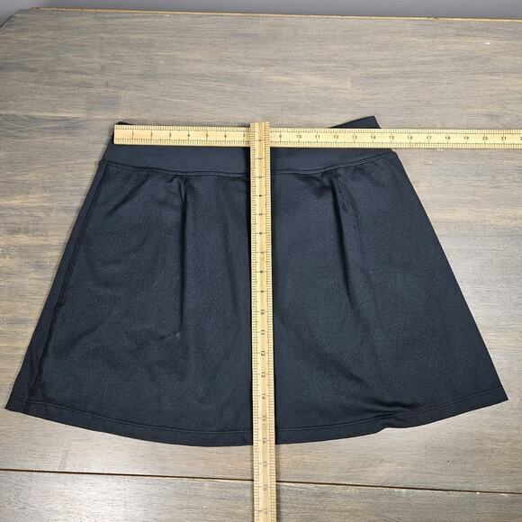 Title Nine Dream Skort Women’s M Black Athletic Skirt Built In Shorts Activewear - Picture 3 of 6